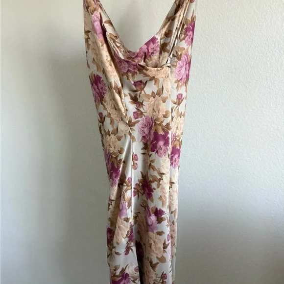 ASTR The Label Gaia Dress - Picture 3 of 6